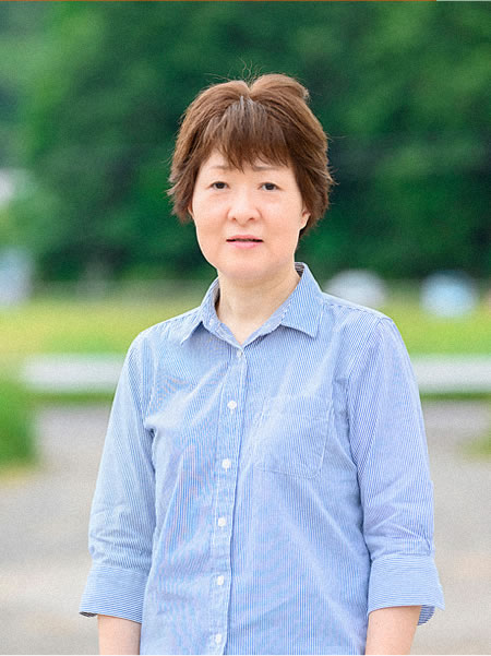 配送センター事務担当小幡 裕子